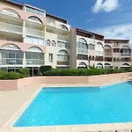 Amoureva F30, T2, Parking, Clim, Piscine *