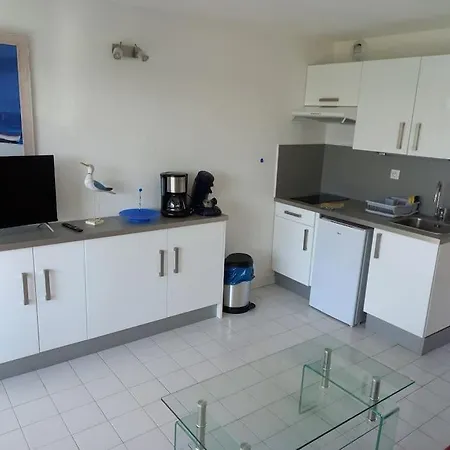 Amoureva F30, T2, Parking, Clim, Piscine Apartment