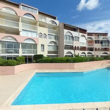 Amoureva F30, T2, Parking, Clim, Piscine *